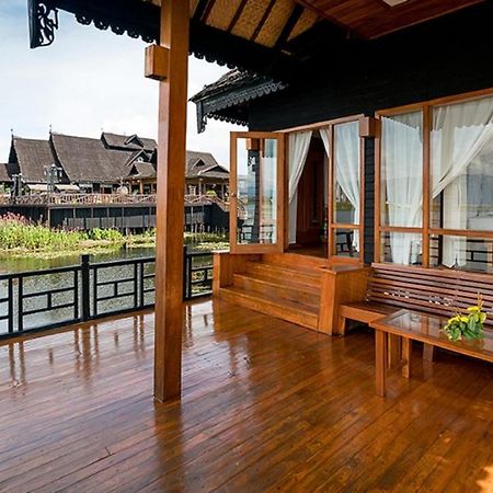 เมียนมา เทรเชอร์ รีสอร์ต Hotel Inle Lake ภายนอก รูปภาพ